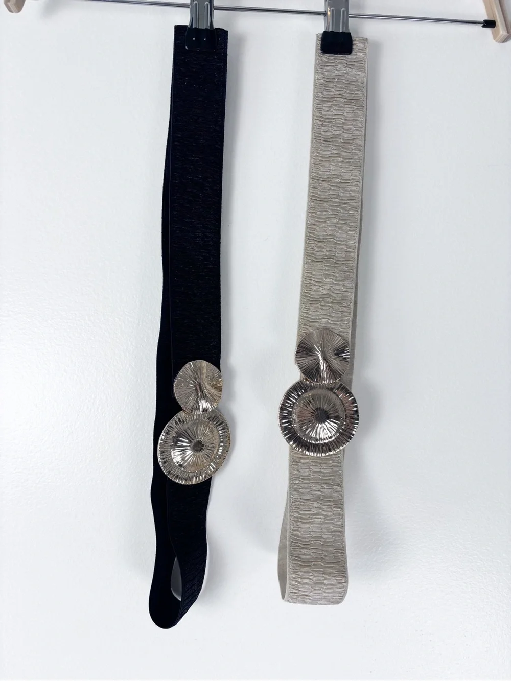Set of 2 Stretchy Elastic Waist Wide Gold Round Buckle Black Cream Belts